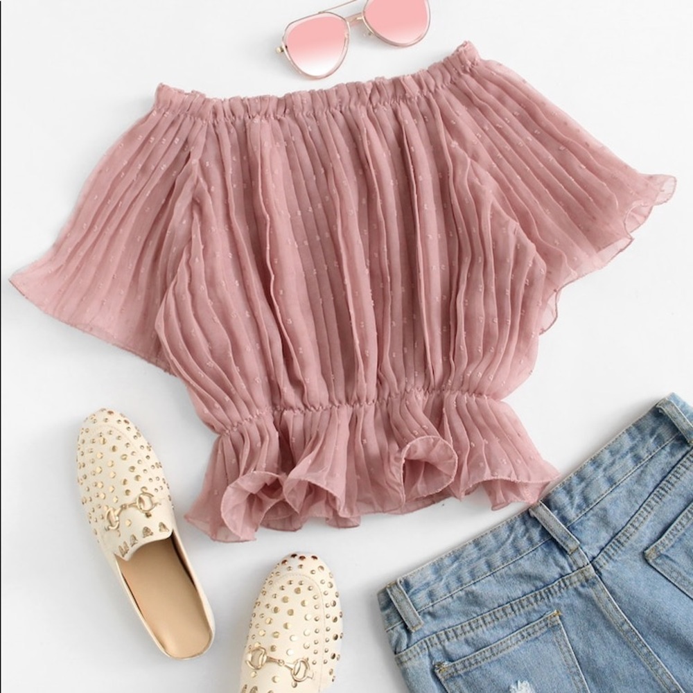Dot Pleated ruffled top
